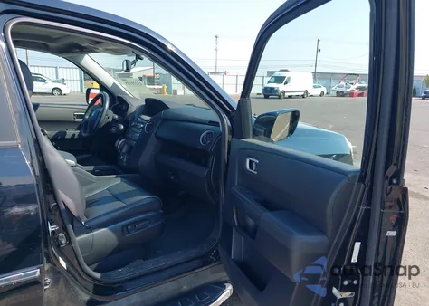 2014 Honda Pilot Touring из США, поврежденный, VIN 5FNYF4H96EB012979